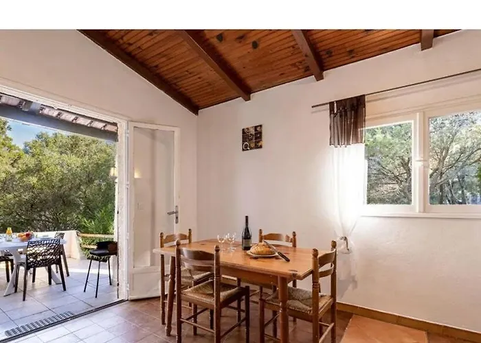 Holiday home Cala Rossa 45m2 4-5 Pers Rondinara *