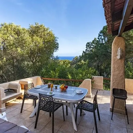 Dom wakacyjny Cala Rossa 45m2 4-5 Pers Rondinara