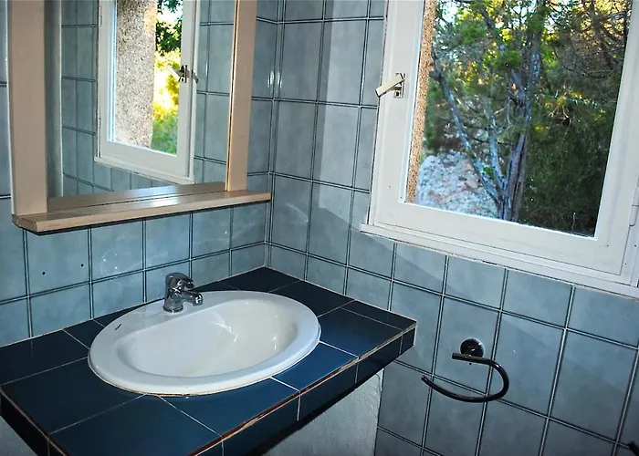 Hébergement de vacances Cala Rossa 45m2 4-5 Pers Rondinara Bonifacio (Corsica)